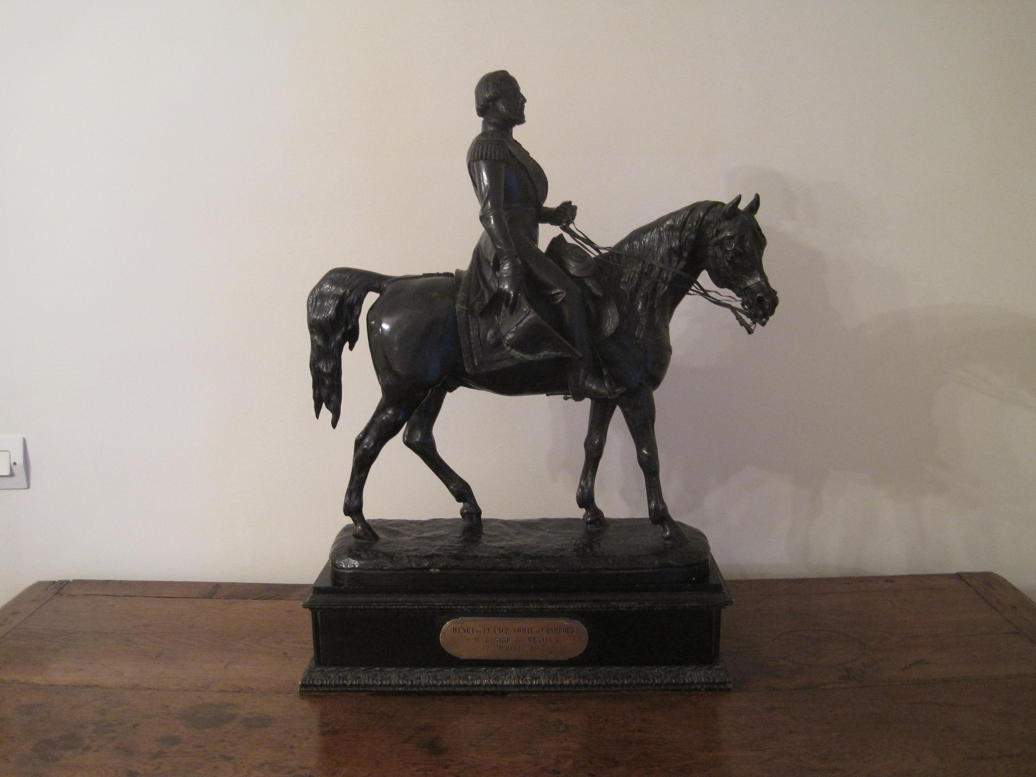Statue du comte de Chambord