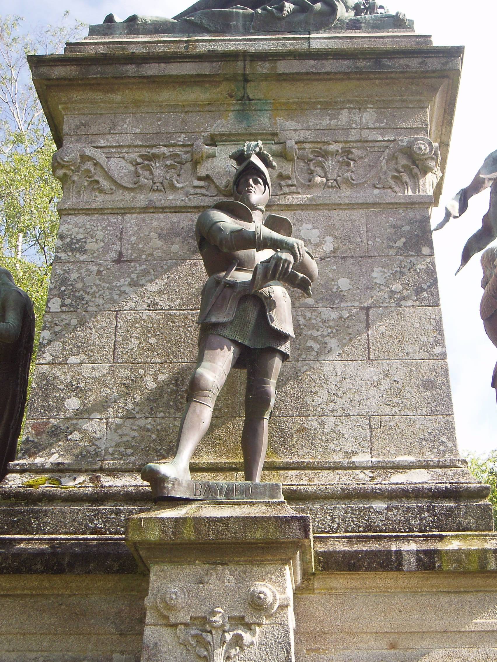 Mémorial du comte de Chambord : le Chevalier Bayard